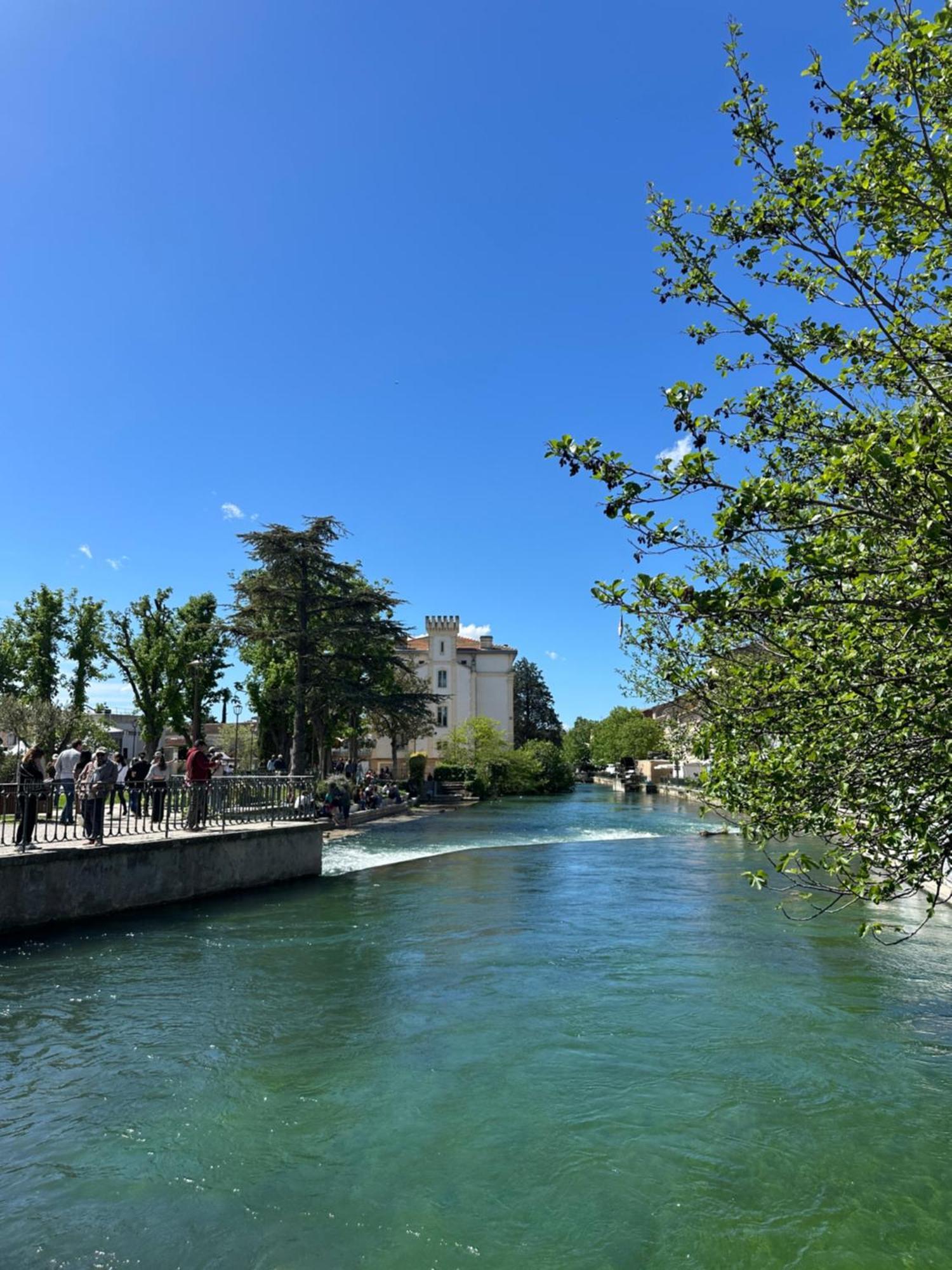 Ferienwohnung L Atelier De La Sorgue LʼIsle-sur-la-Sorgue Exterior foto